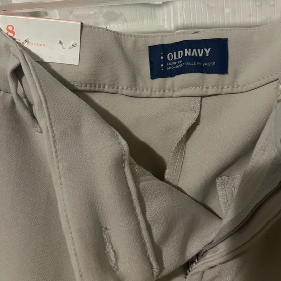 Old navy khakis - Picture 4 of 5